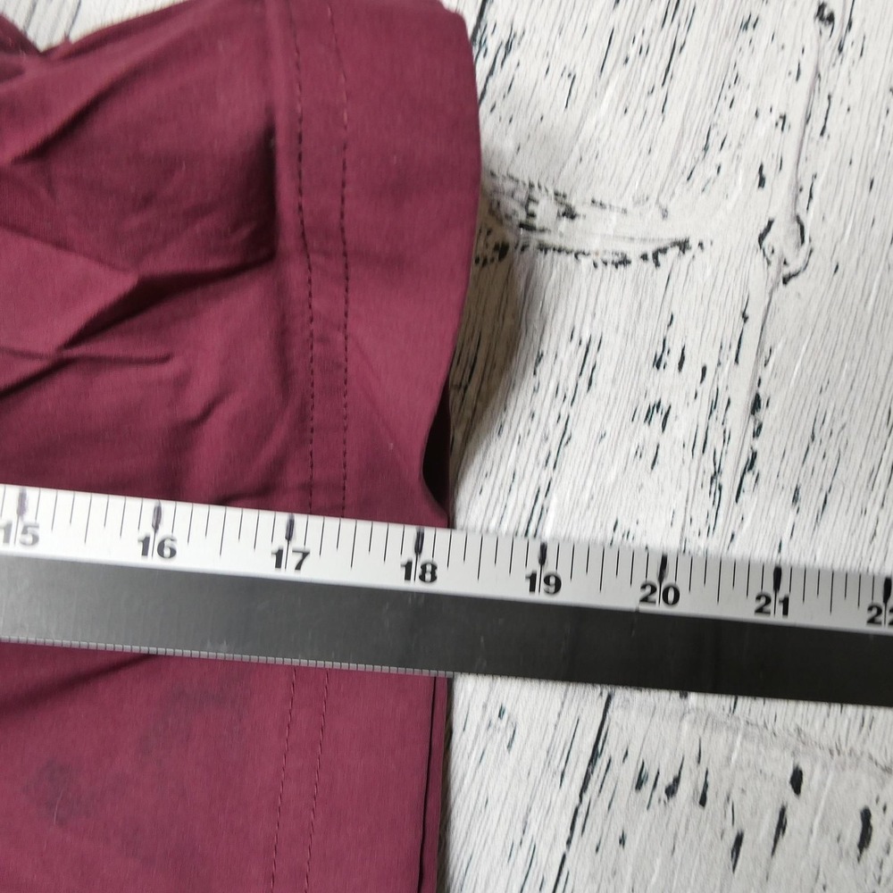 Eddie Bauer Shorts Womens 8 Lot Of 2 Black Burgundy‎ Bermuda Hiking Cuffed - Picture 12 of 13